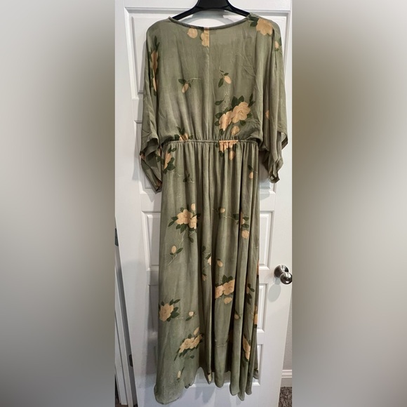 Baltic Born Kia Kimono Maxi Dress - Olive Floral - Picture 5 of 5